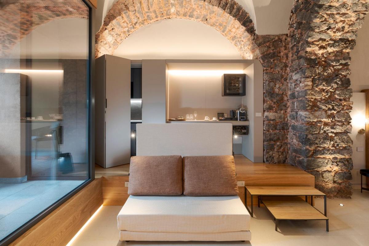 BASTIÒ PRIVATE SUITES