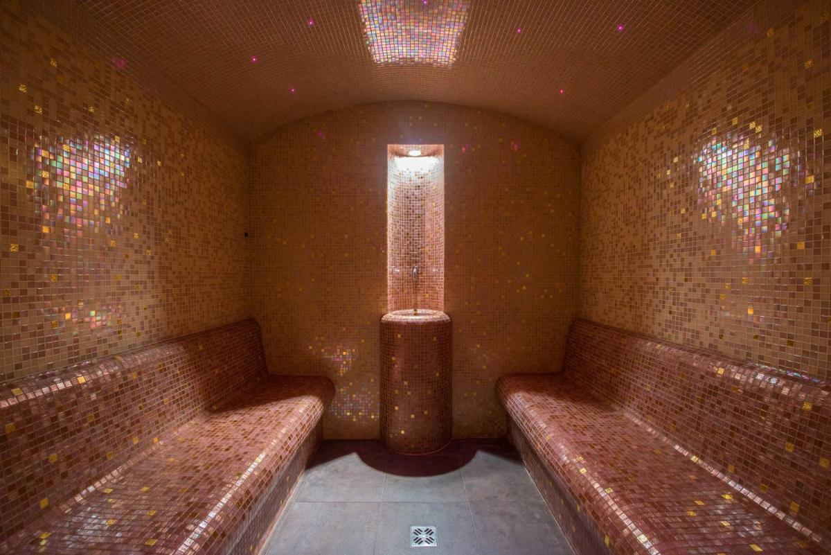 Bastion Heritage Hotel