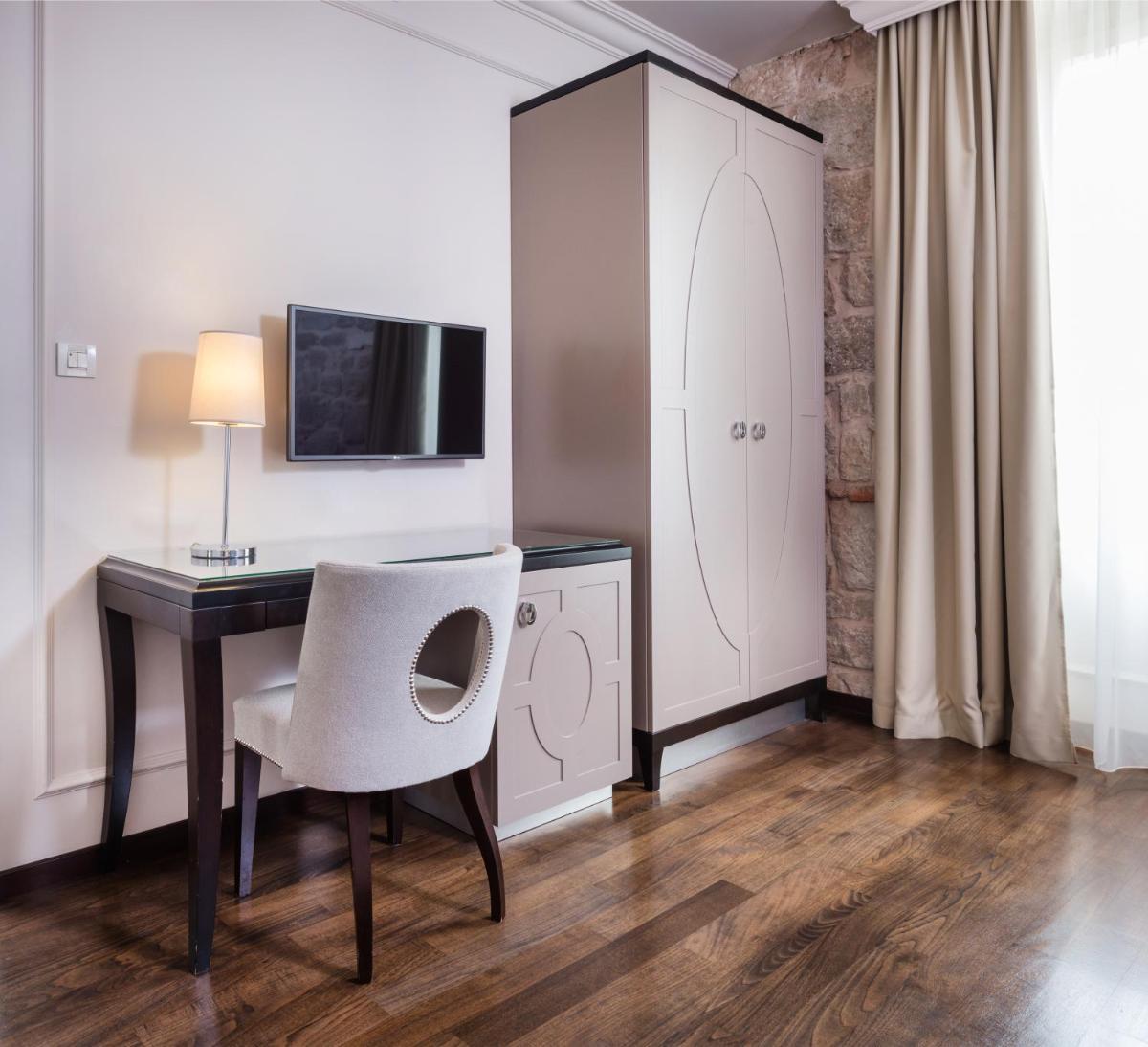 Bastion Heritage Hotel