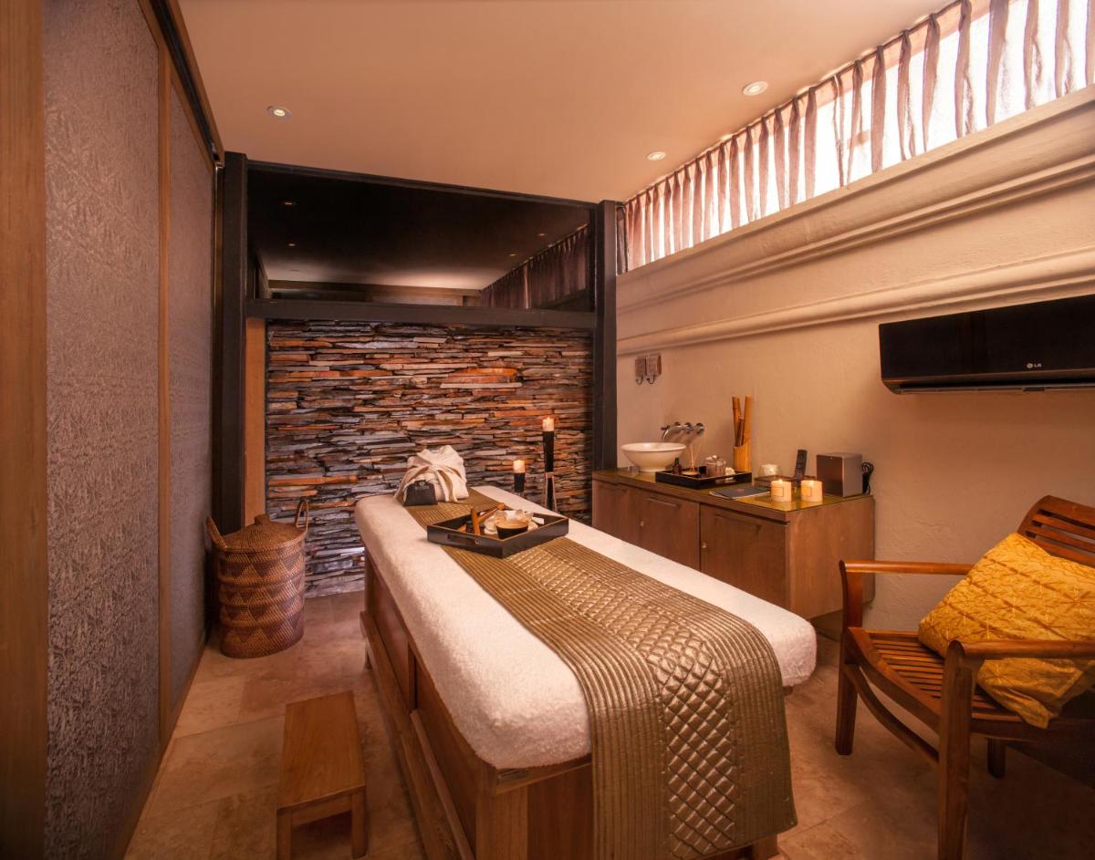 Bastión Luxury Hotel