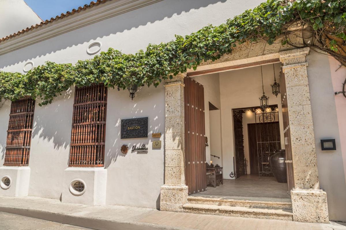 Bastión Luxury Hotel