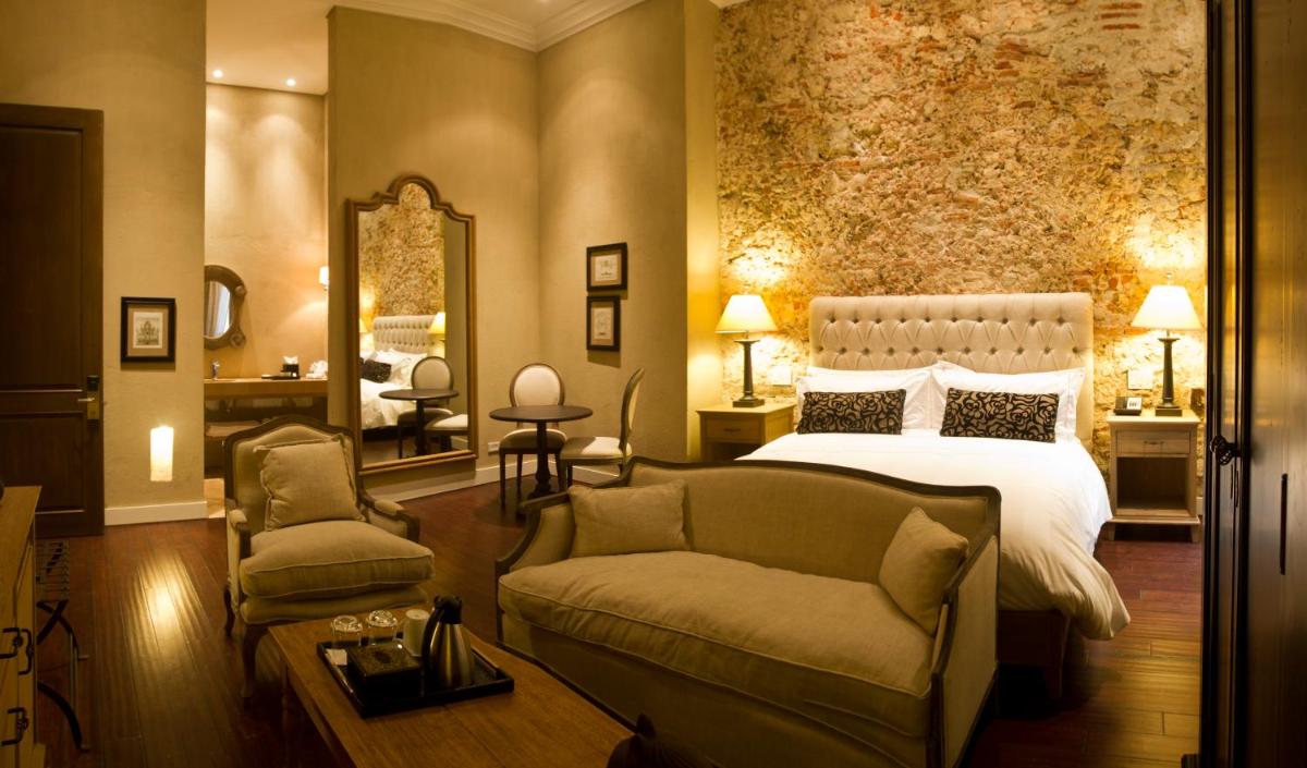 Bastión Luxury Hotel