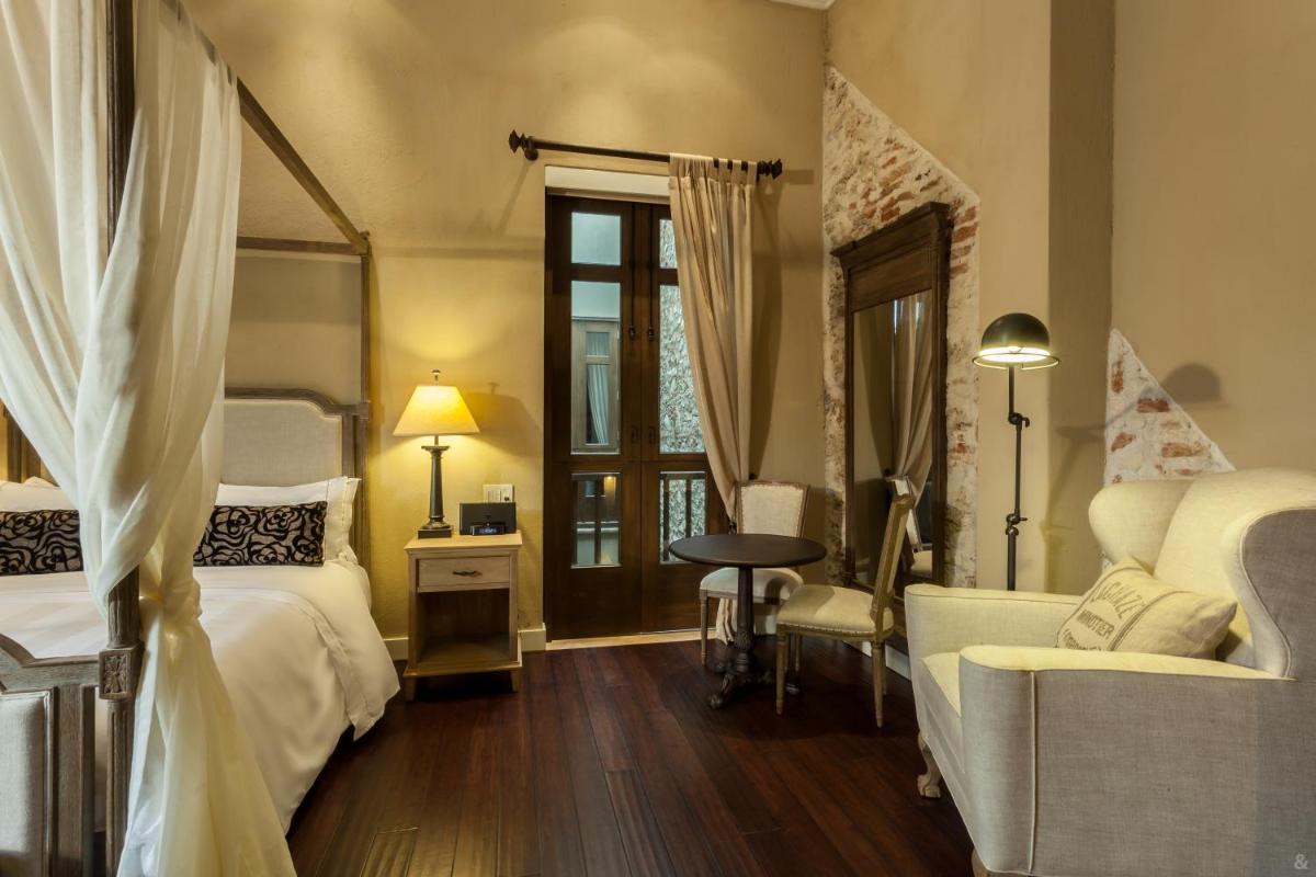 Bastión Luxury Hotel