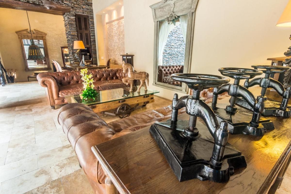 Bastión Luxury Hotel