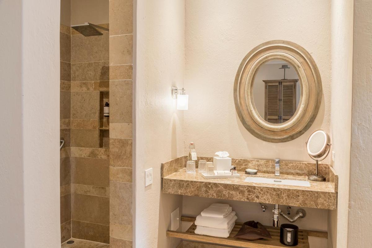 Bastión Luxury Hotel