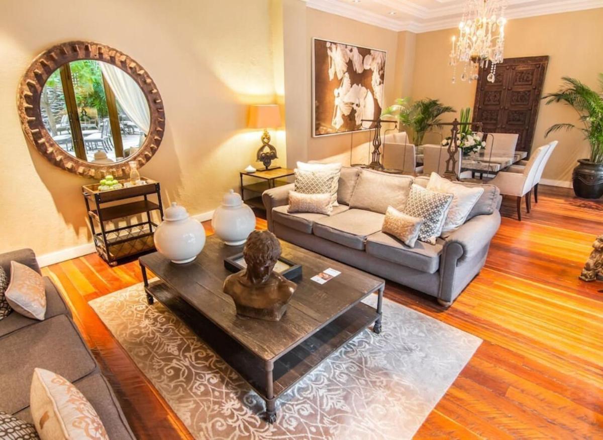 Bastión Luxury Hotel