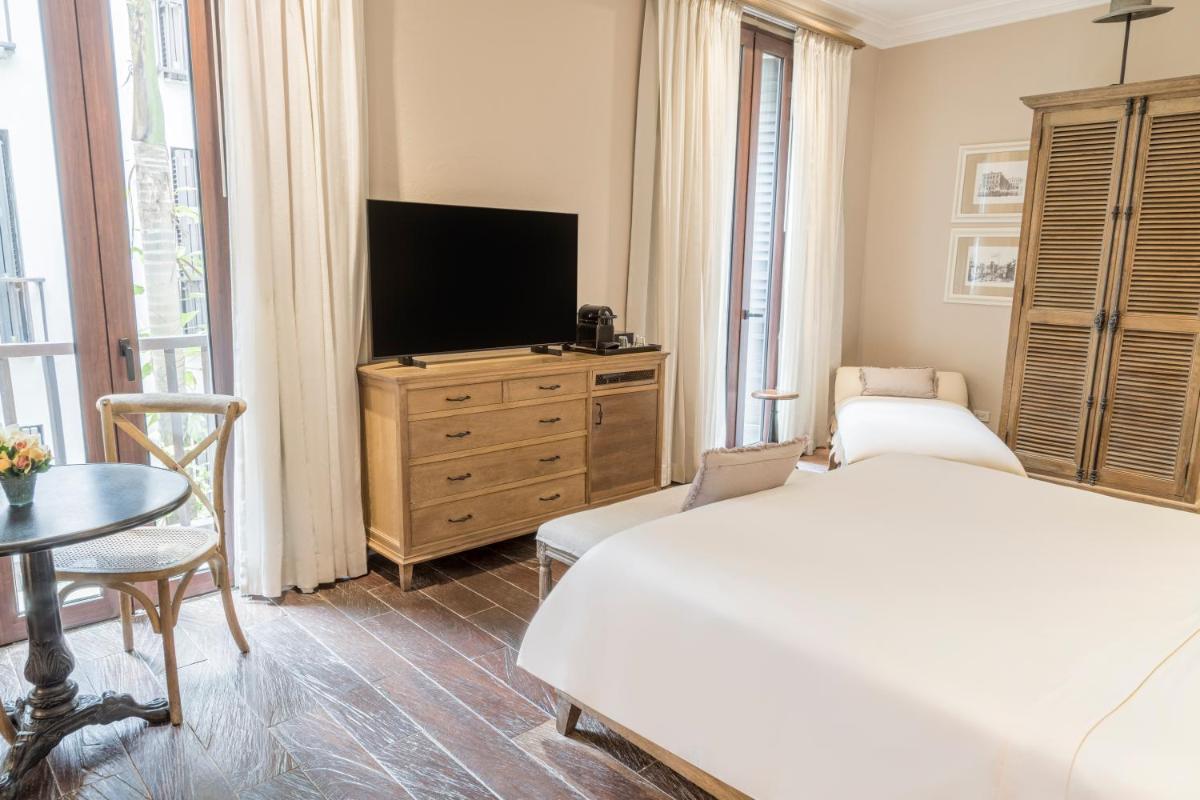 Bastión Luxury Hotel