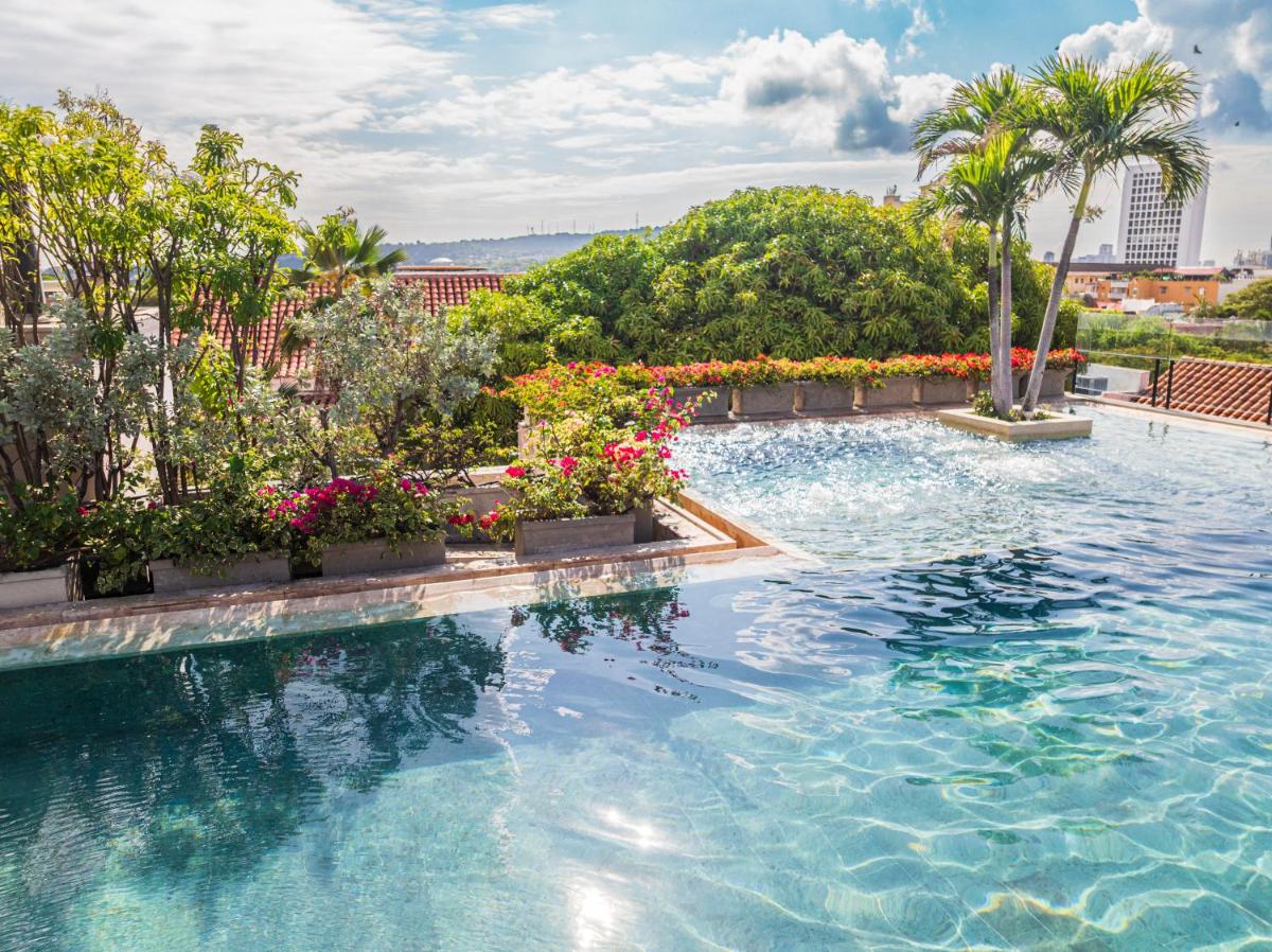 Bastión Luxury Hotel