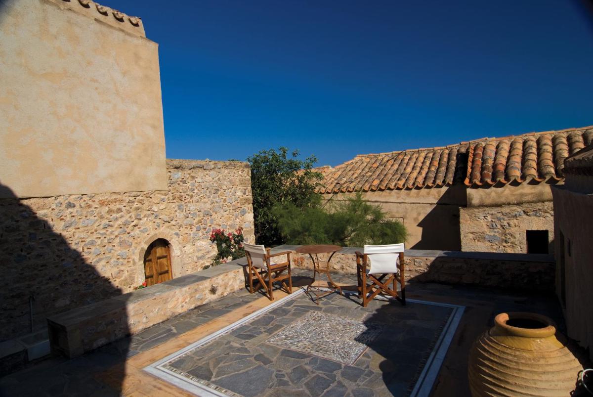 Bastione Malvasia Hotel (ex New Malvasia)