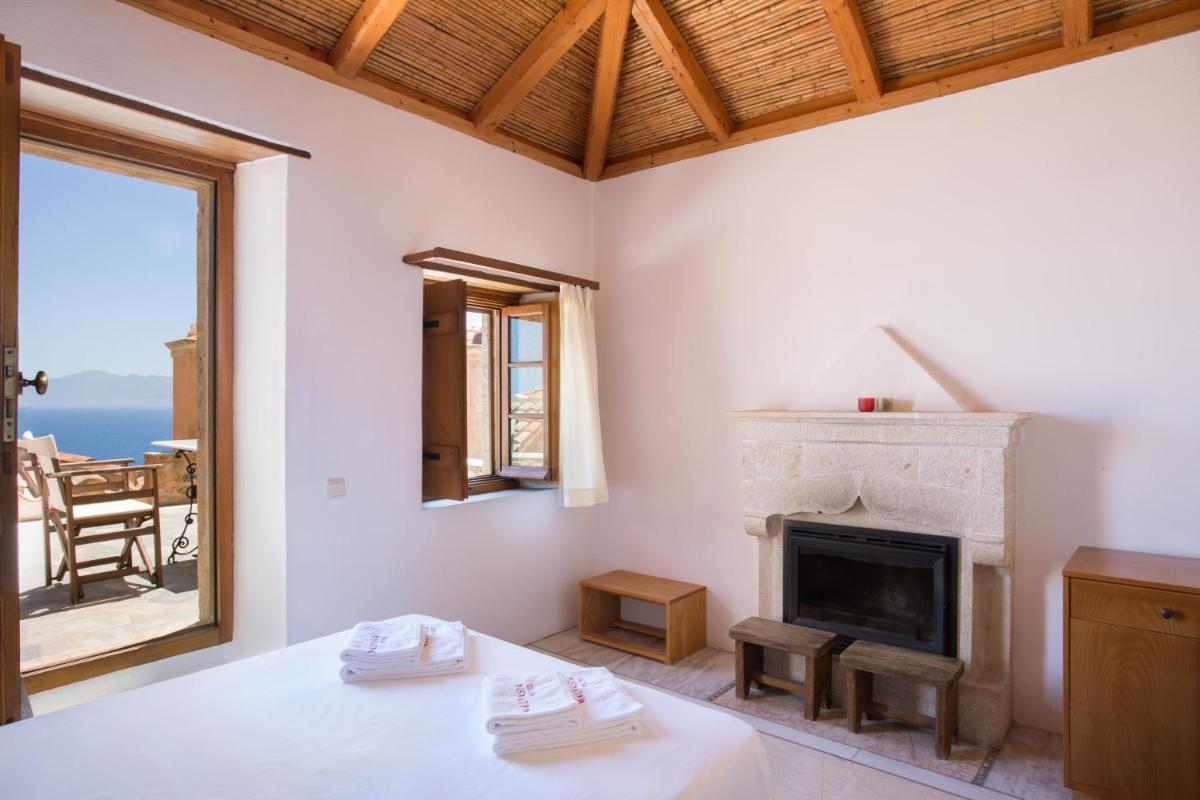 Bastione Malvasia Hotel (ex New Malvasia)