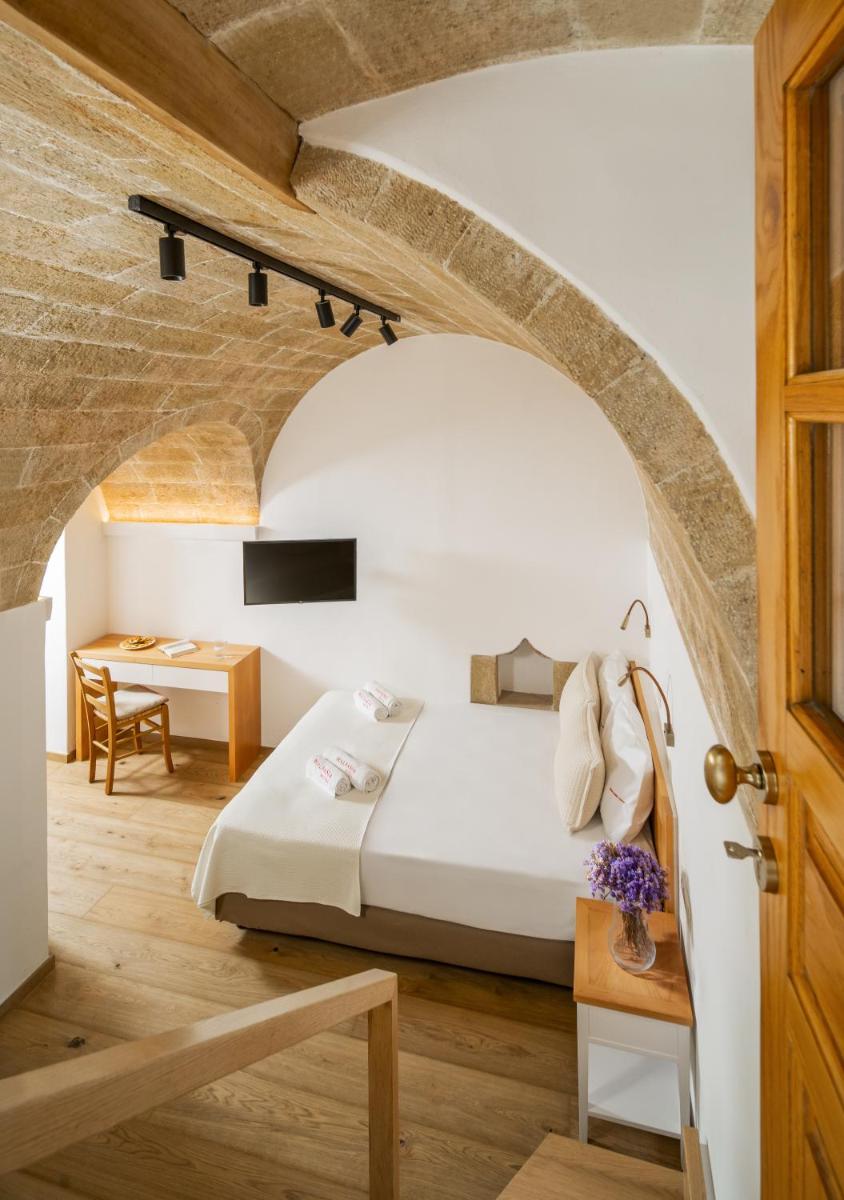 Bastione Malvasia Hotel (ex New Malvasia)