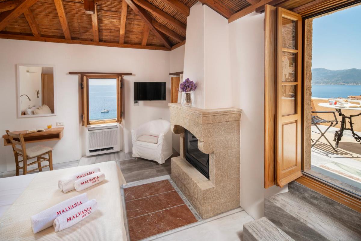 Bastione Malvasia Hotel (ex New Malvasia)