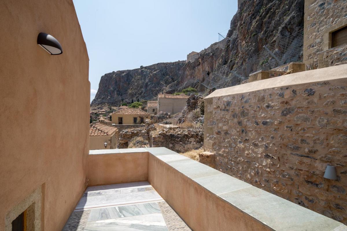 Bastione Malvasia Hotel (ex New Malvasia)