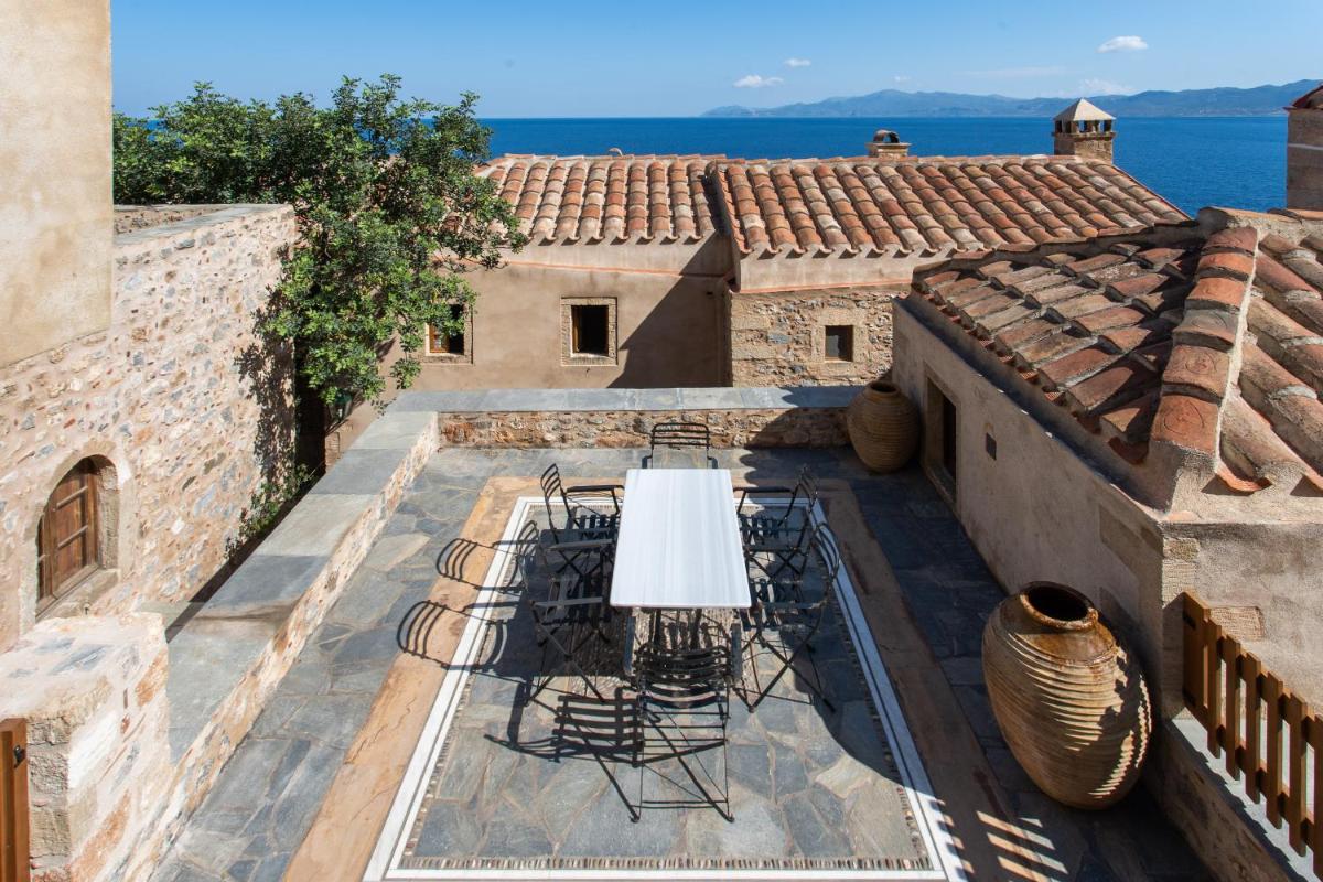 Bastione Malvasia Hotel (ex New Malvasia)