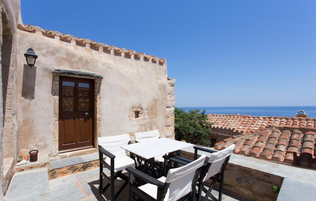 Bastione Malvasia Hotel