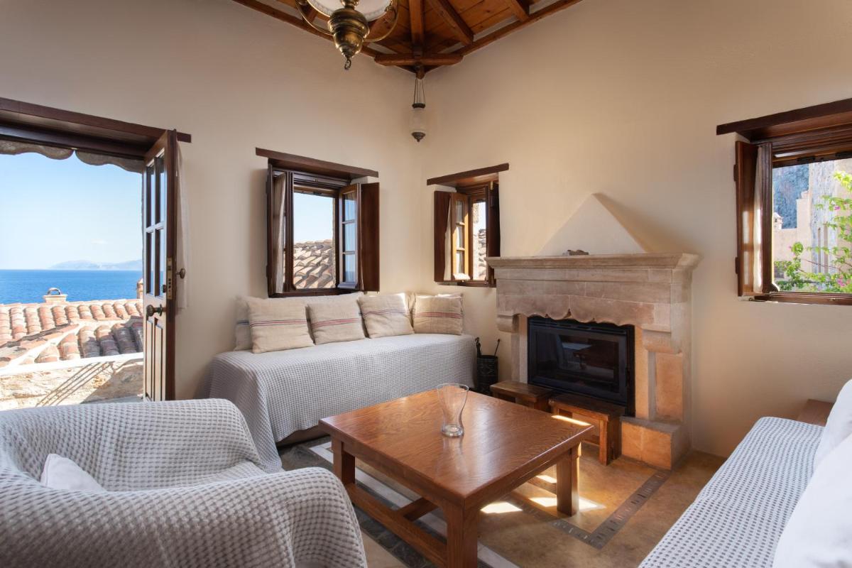 Bastione Malvasia Hotel