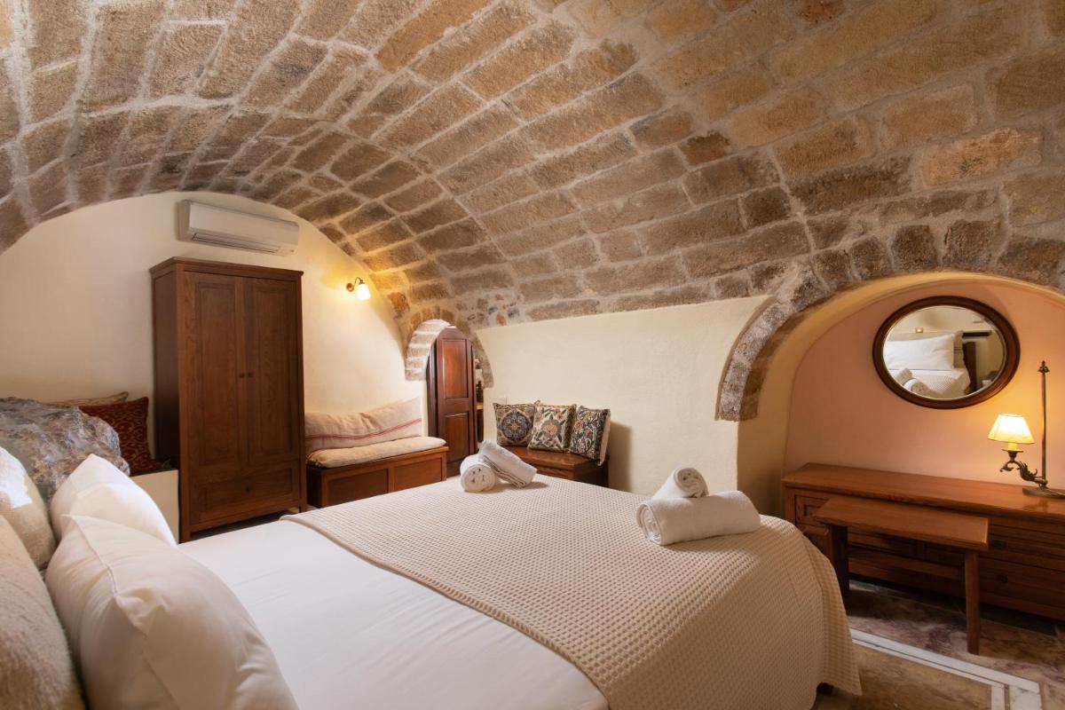 Bastione Malvasia Hotel