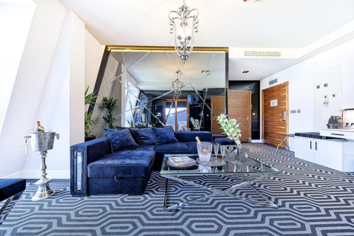 Bayjonn Boutique Hotel