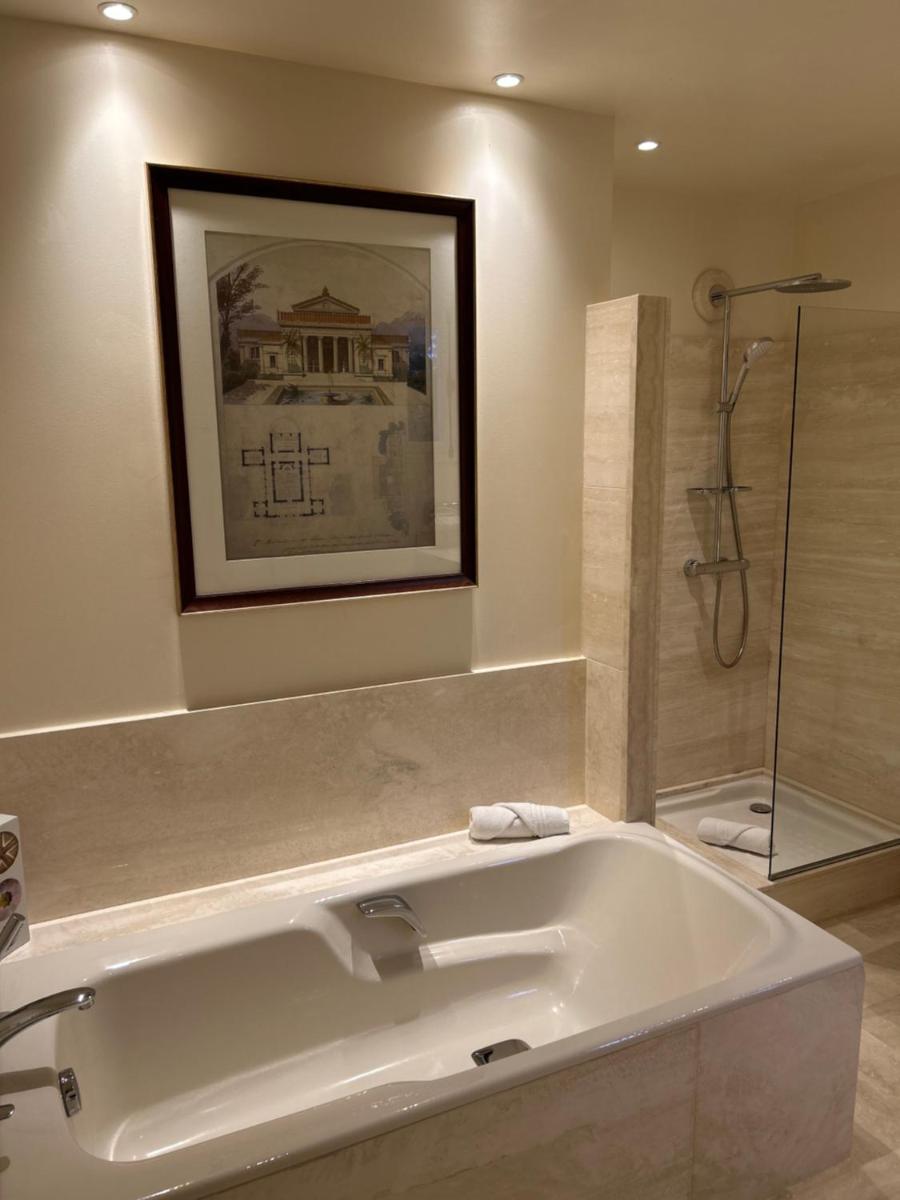 Beaumanoir Small Luxury Boutique Hotel