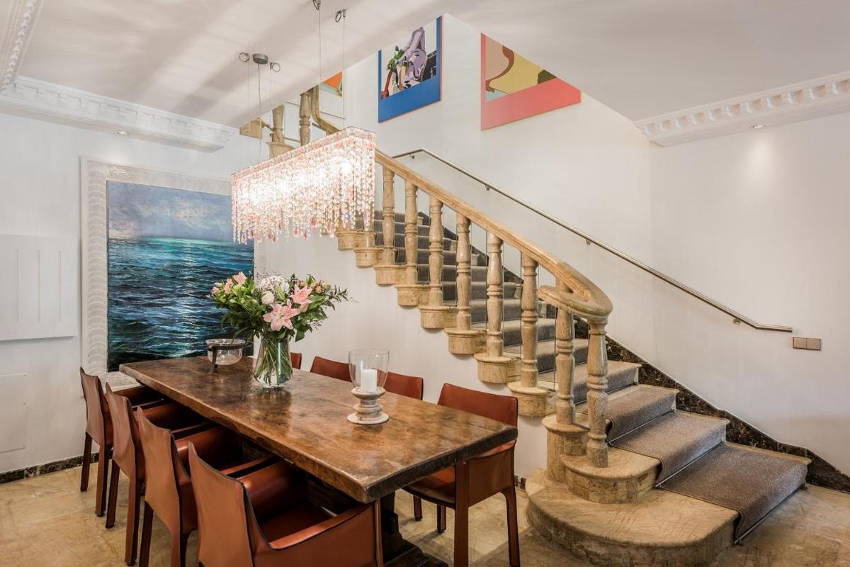 The Residence by the Beach House Marbella