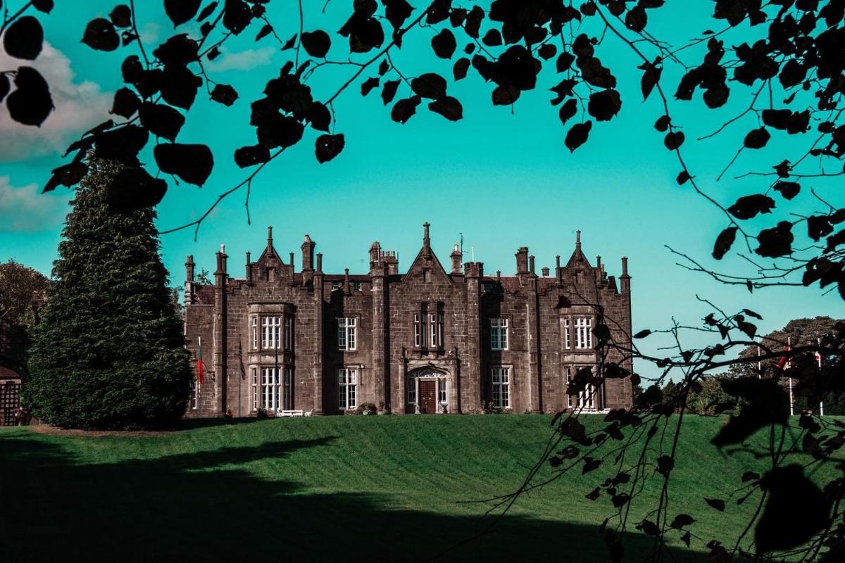 Belleek Castle, Ballina