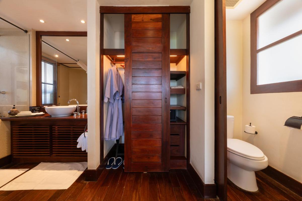Napasai Samui Residence