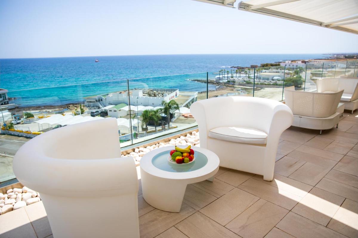 Bianco Riccio Suite Hotel