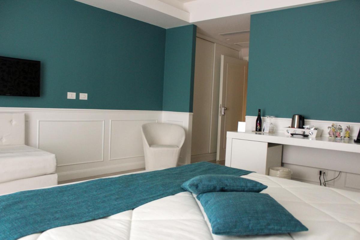 Bianco Riccio Suite Hotel