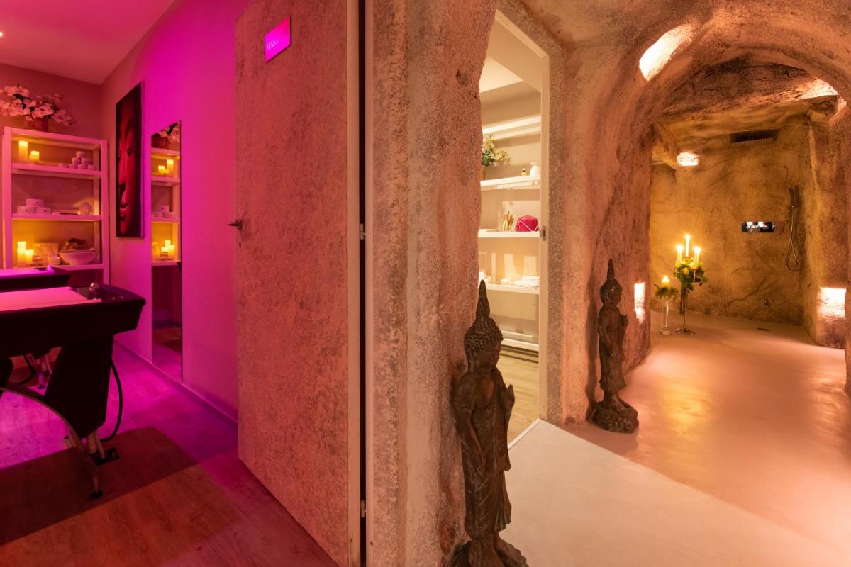 Bianco Riccio Suite Hotel