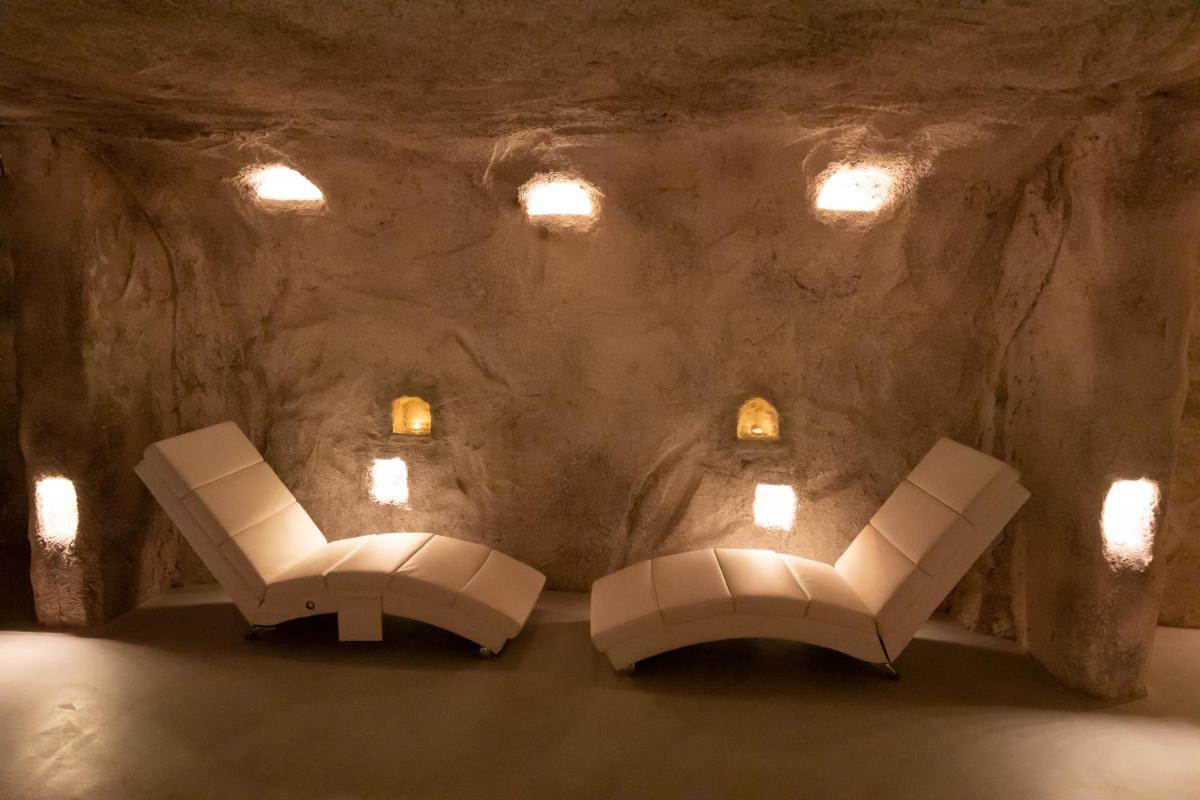 Bianco Riccio Suite Hotel