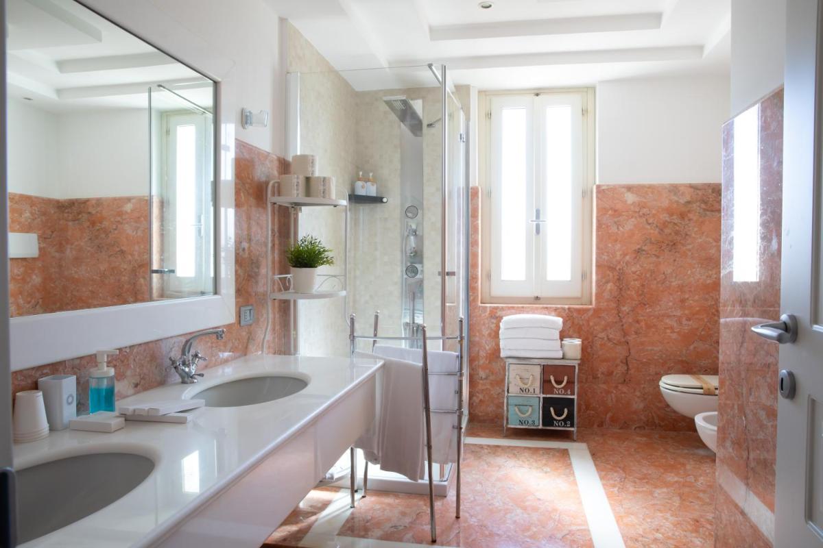 Bianco Riccio Suite Hotel