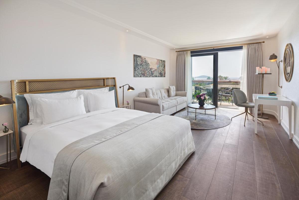 Biblos Beach Resort Alaçatı