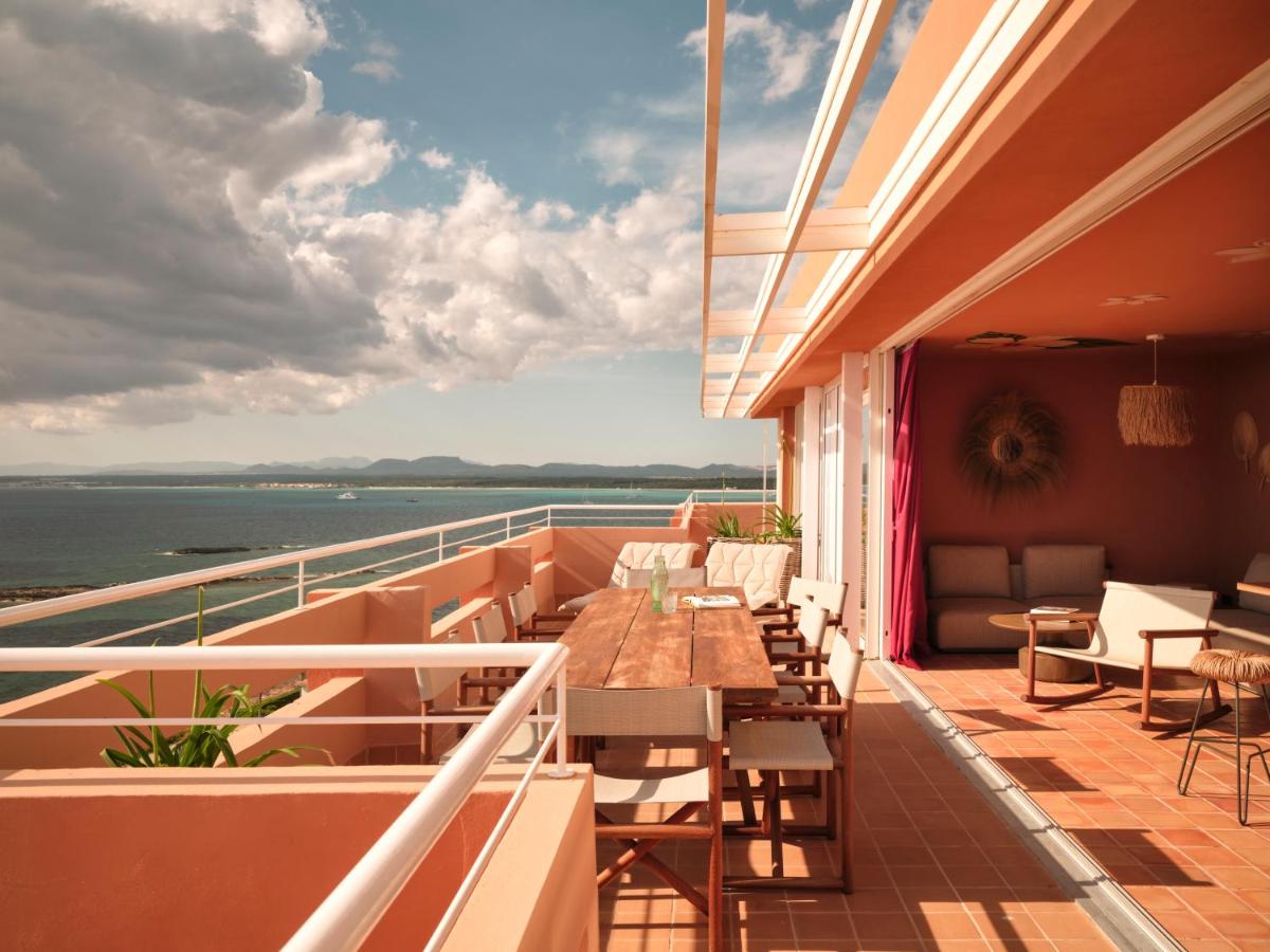 Bikini Island & Mountain Hotel Es Trenc -Adults only-