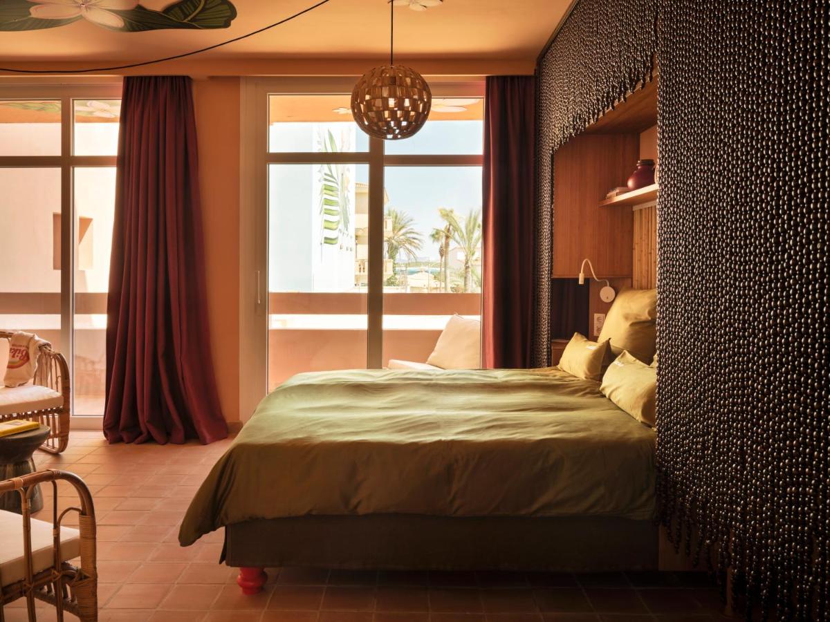 Bikini Island & Mountain Hotel Es Trenc -Adults only-