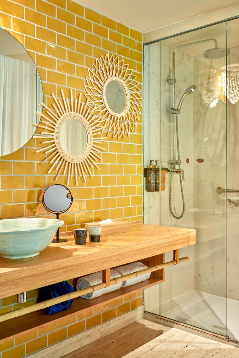 Bikini Island & Mountain Port de Soller 