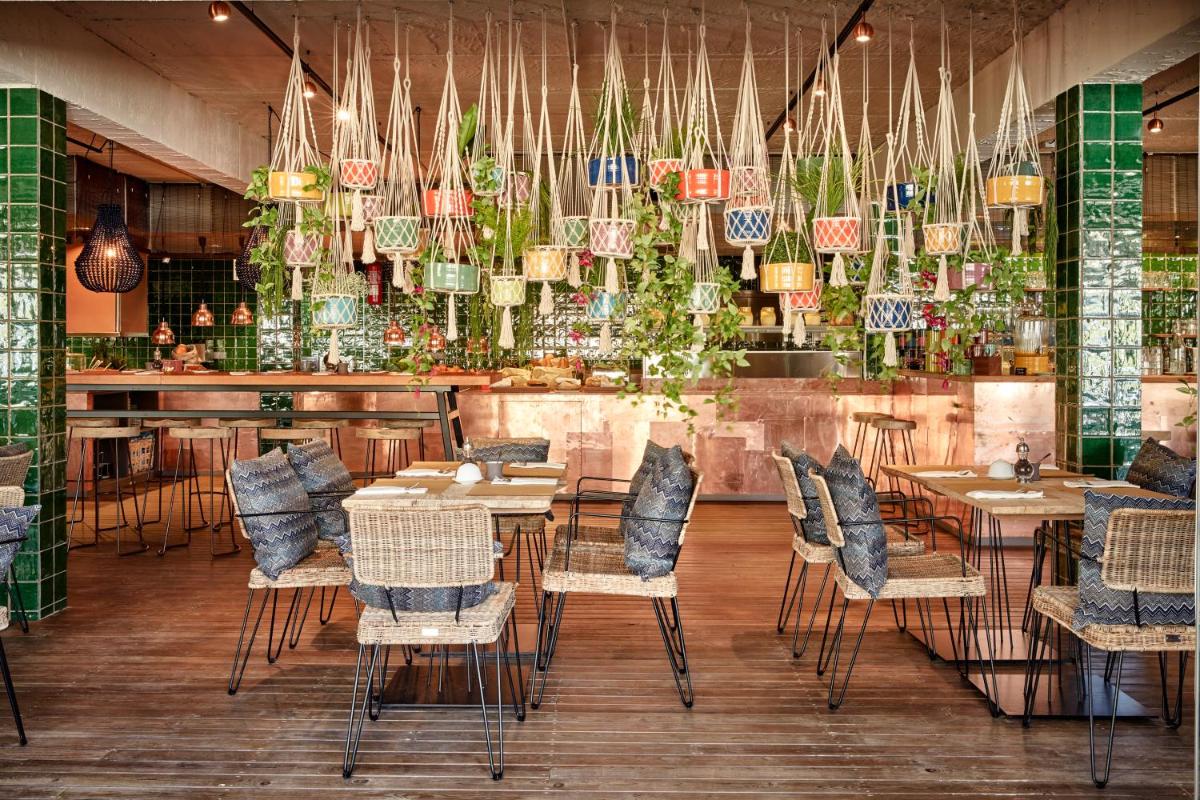 Bikini Island & Mountain Port de Soller 