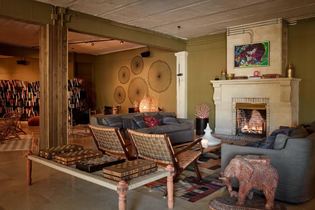 Bikini Island & Mountain Port de Soller 