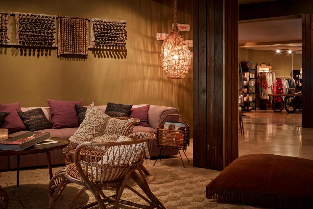 Bikini Island & Mountain Port de Soller 