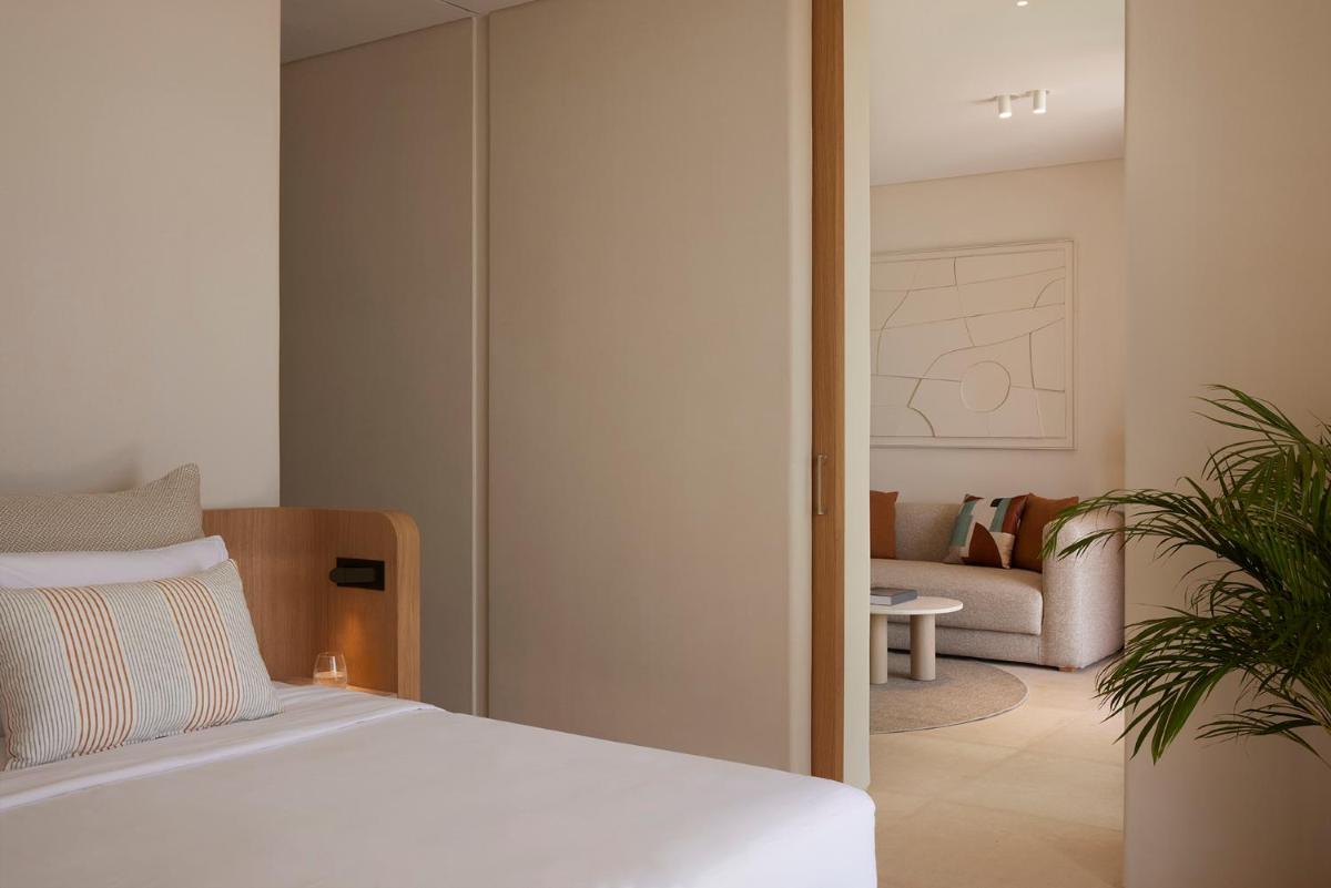 The Coast Bill&Coo-The Leading Hotels of the World
