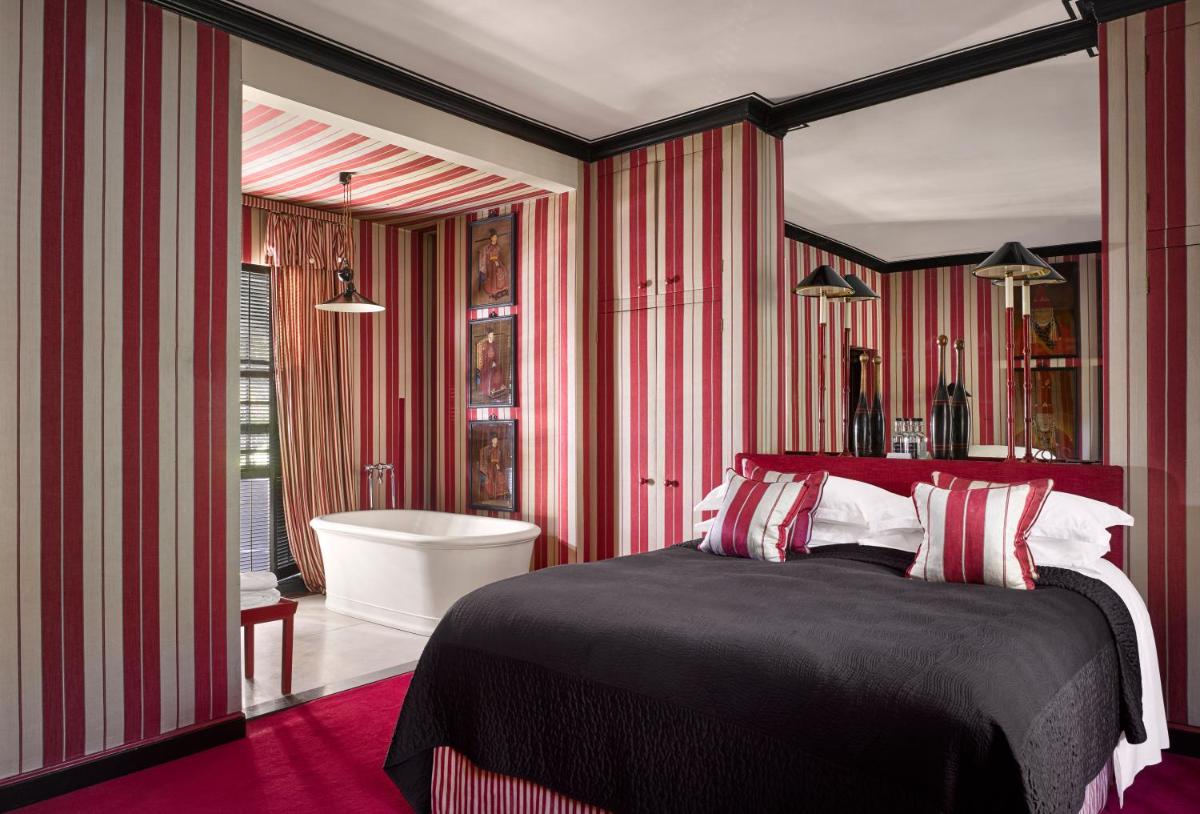 Blakes Hotel