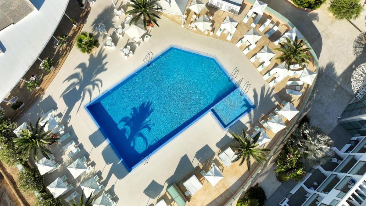 Blanco Hotel Formentera