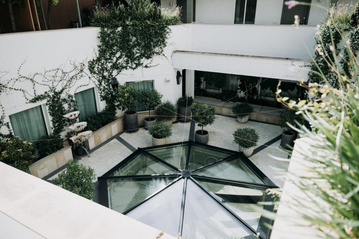 BLESS Madrid - The Leading Hotels of the World