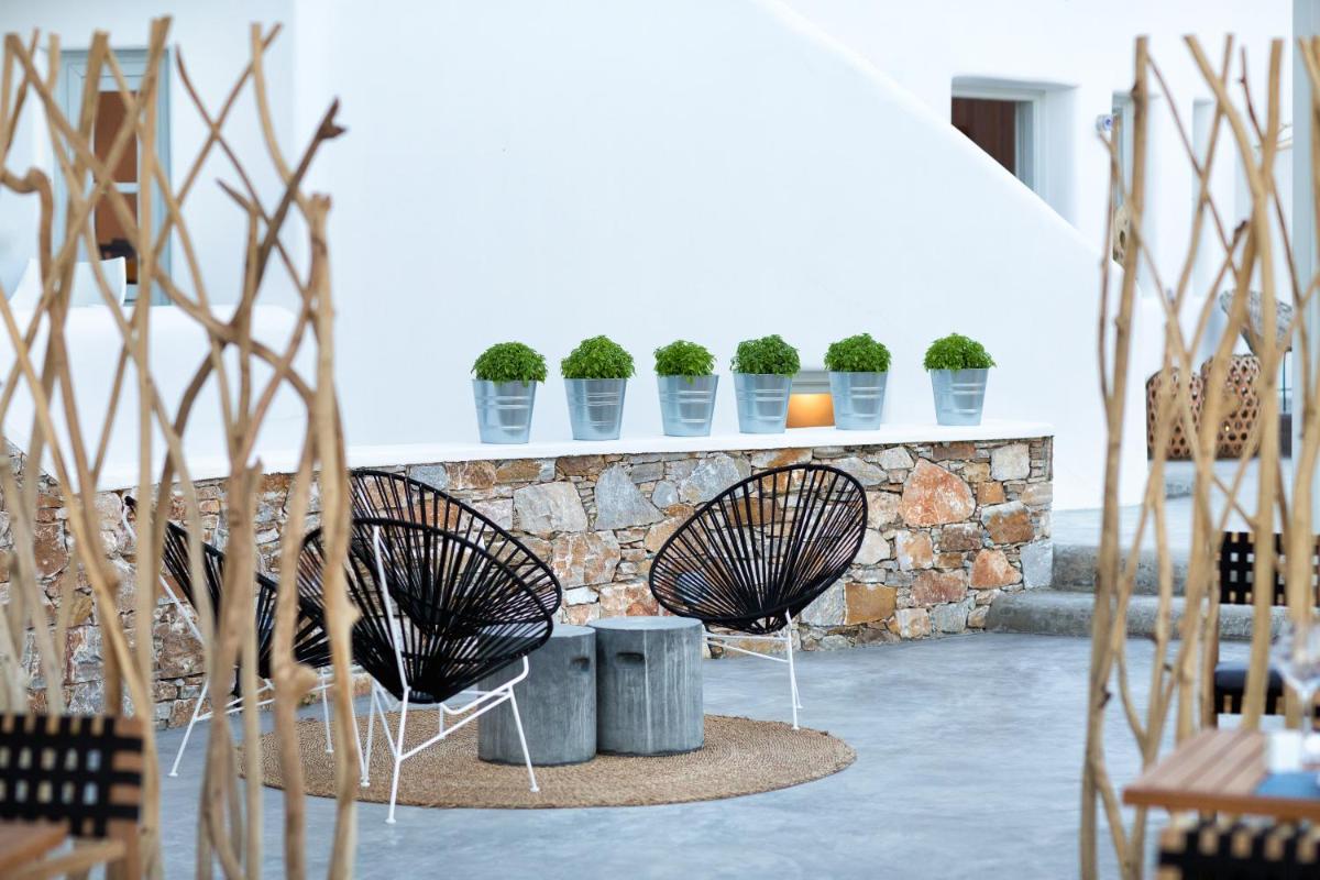 Blue Sand Boutique Hotel & Suites