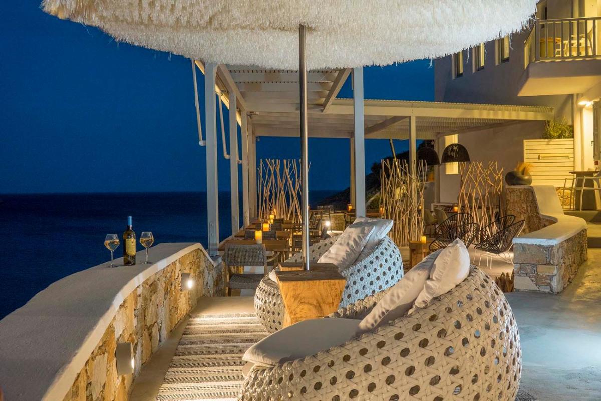 Blue Sand Boutique Hotel & Suites