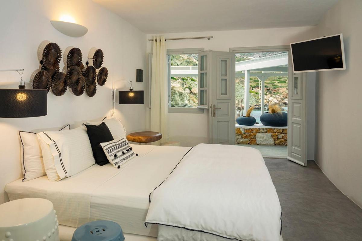 Blue Sand Boutique Hotel & Suites