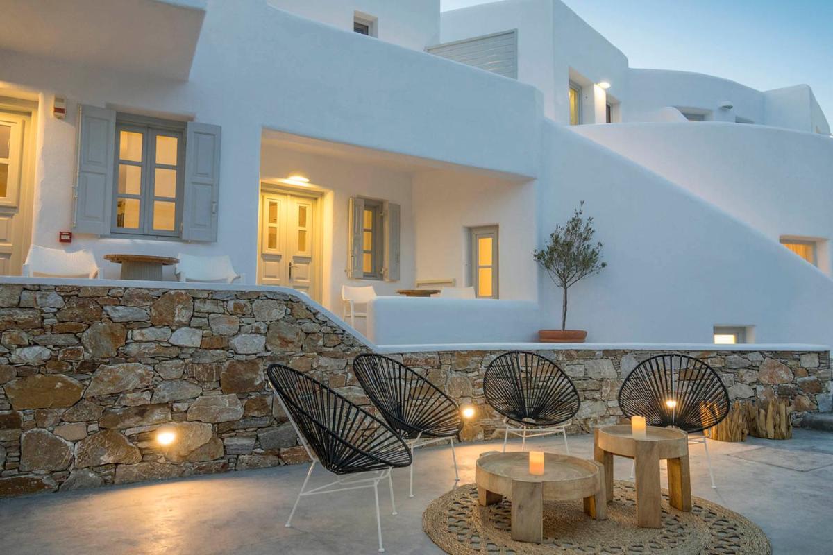 Blue Sand Boutique Hotel & Suites