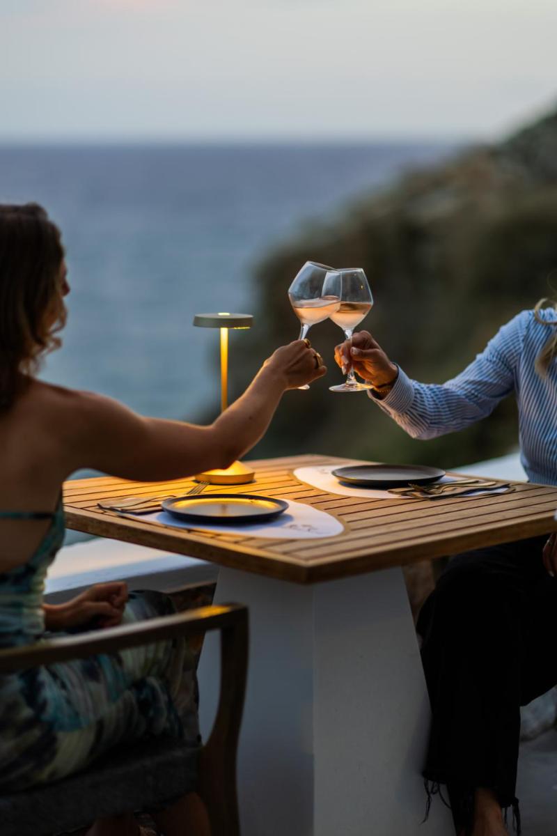 Blue Sand Boutique Hotel & Suites