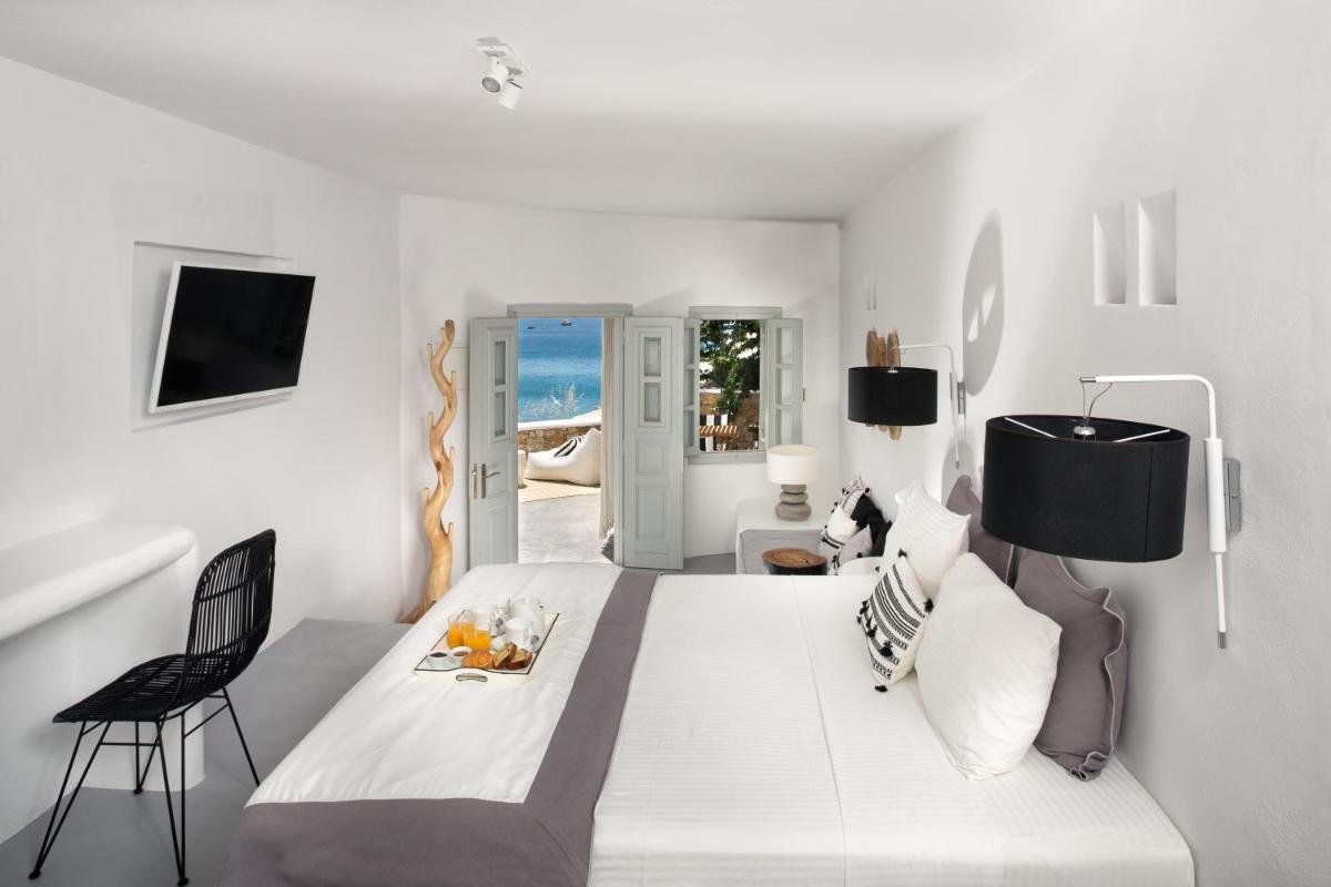 Blue Sand Boutique Hotel & Suites
