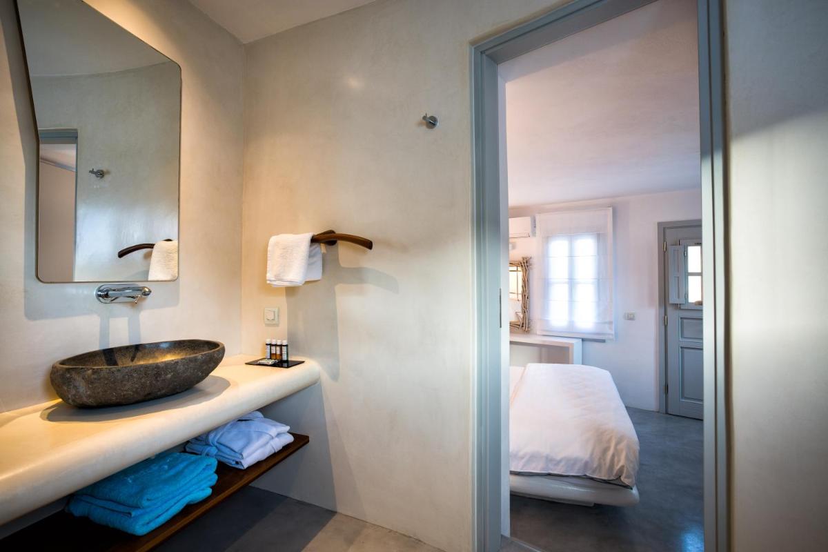 Blue Sand Boutique Hotel & Suites