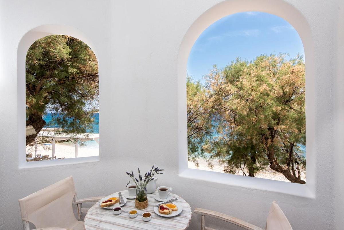 Blue Waves Suites & Apartments - To Kyma